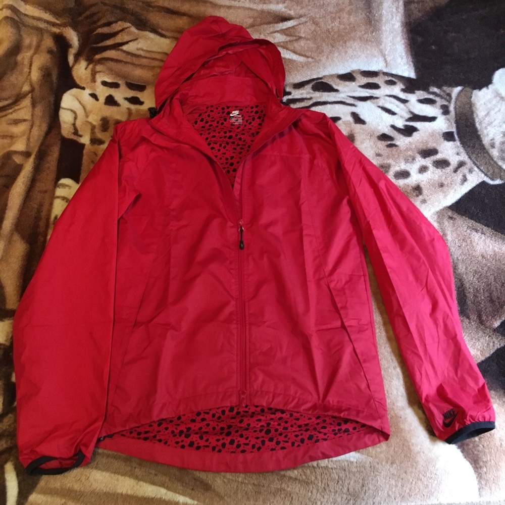 Nike windbreaker